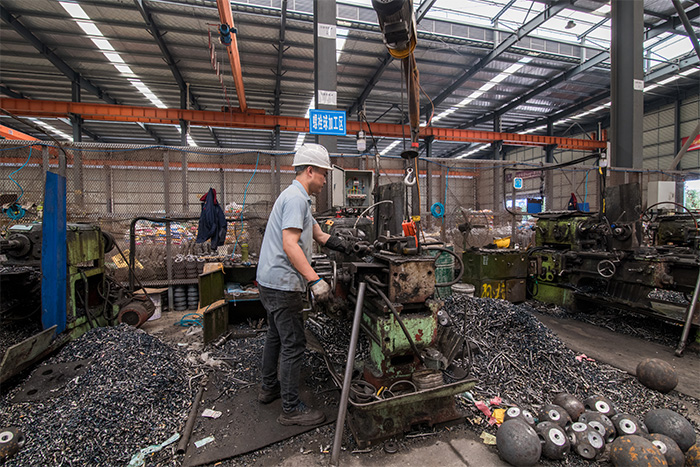 高平网架配件-螺栓球加工车间